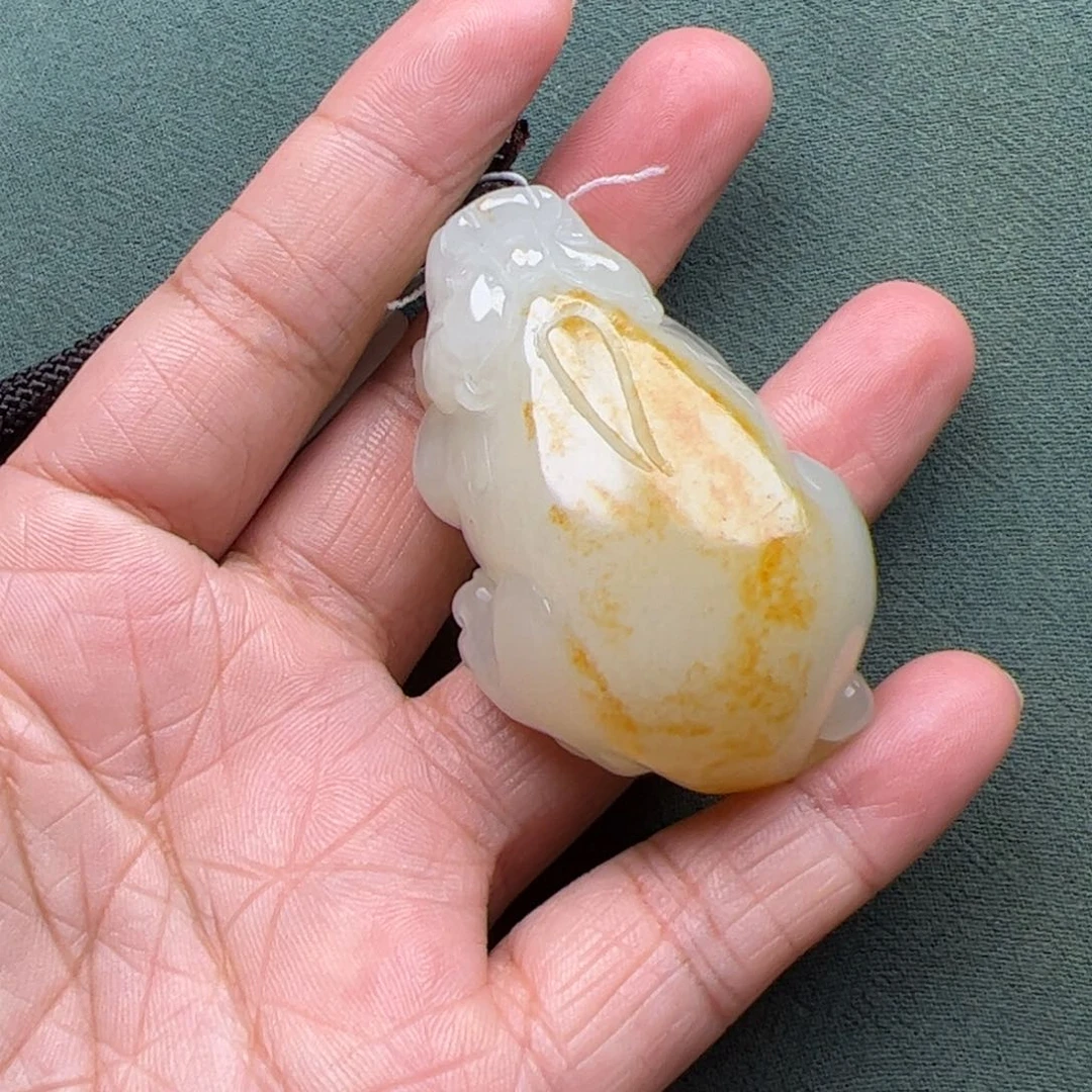 和田玉把件未镶嵌若*见