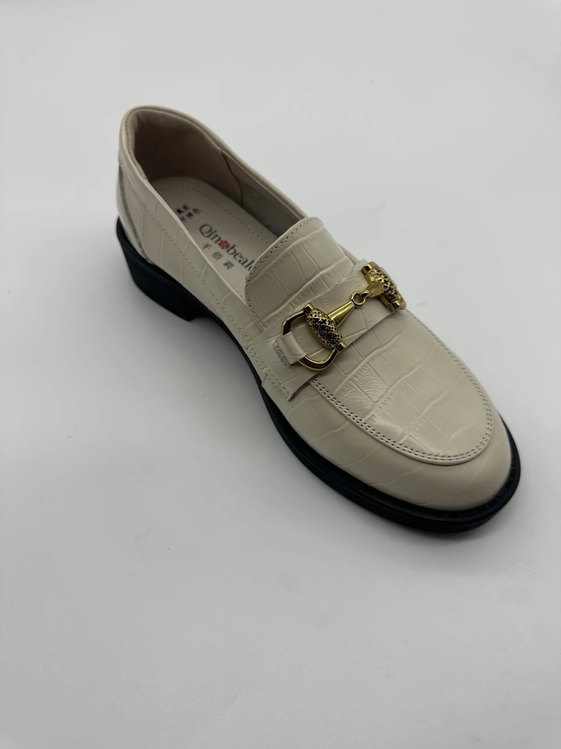 0037高端牛皮乐福鞋