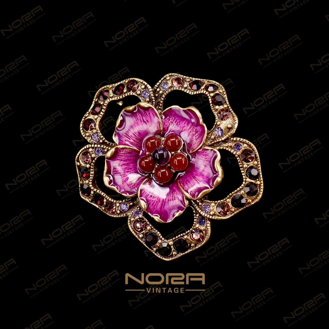 合金合成锆石胸针 精致绝美紫色山茶花百搭镂空款胸针☆
