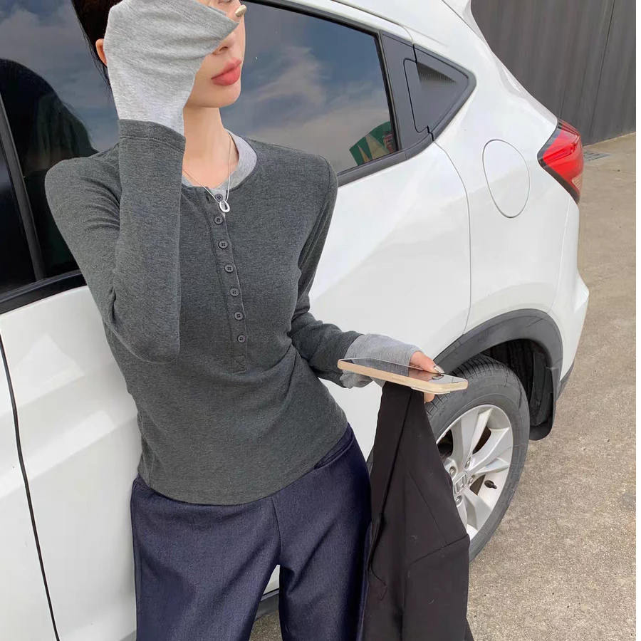 撞色针织长袖T恤女2025春季新款休闲百搭时尚显瘦圆领减龄打底衫T