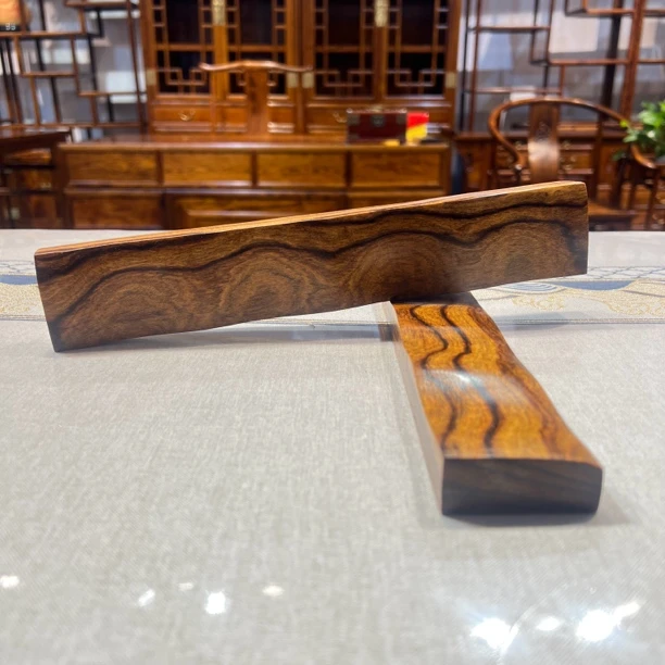 花梨镇尺 纹理随机