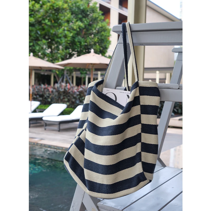 美洋MEIYANG 沙滩帆布包 法式度假_蓝白条纹通勤休闲大容量腋下包