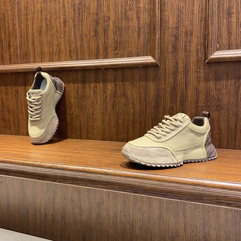 无鞋可及秋季新款透气厚底阿甘鞋青春潮流网红爆款时尚运动休闲鞋