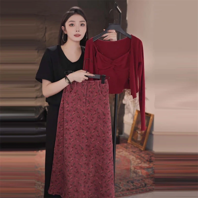 法式纯色针织开衫背心碎花半身裙套装女2025秋季新款时尚感一整套