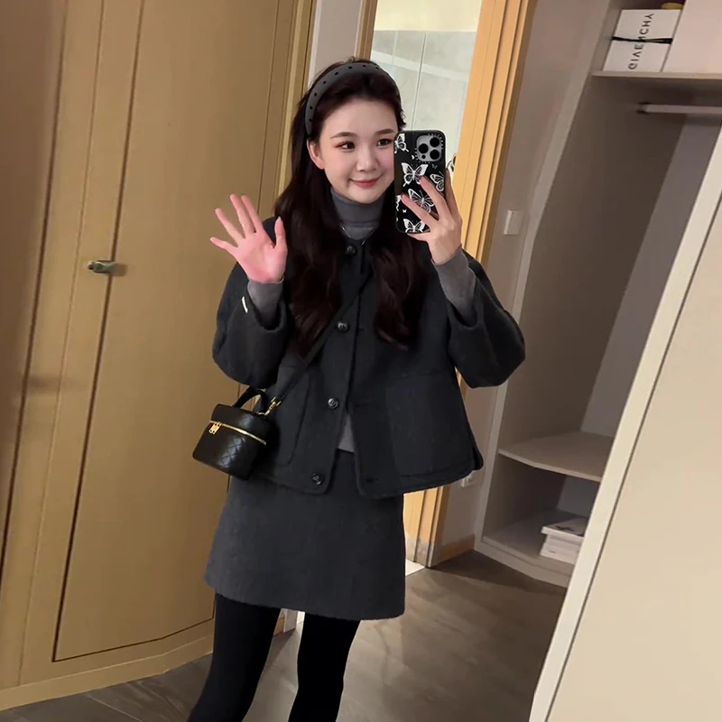 2025秋季新款气质一整套女装减龄外套女高腰显瘦A字半身裙套装潮