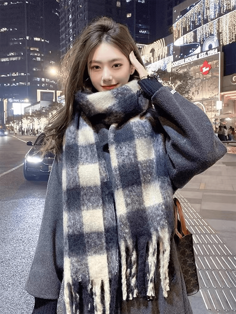 马海毛围巾一条