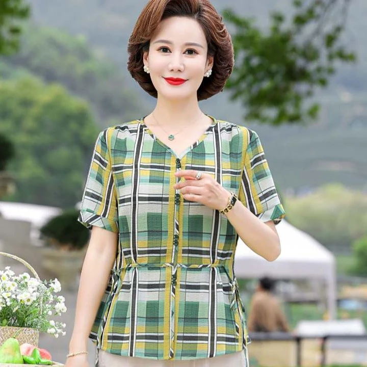 中年女装夏季新款短袖T恤妈妈宽松上衣显瘦女单上衣