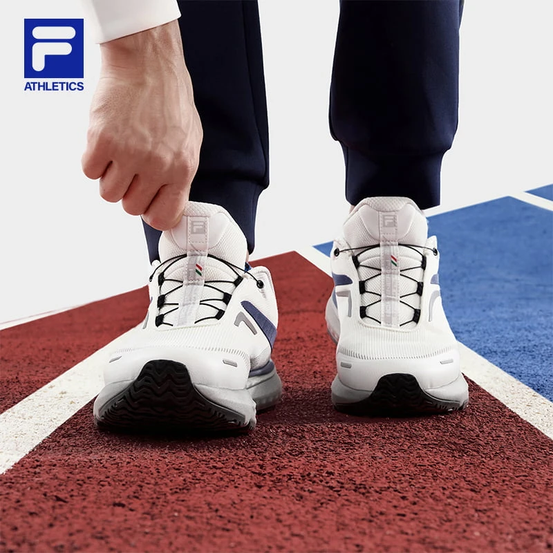 Fila/斐乐男鞋【跃动2运动鞋】透气轻便减震回弹路跑鞋A12M411117F