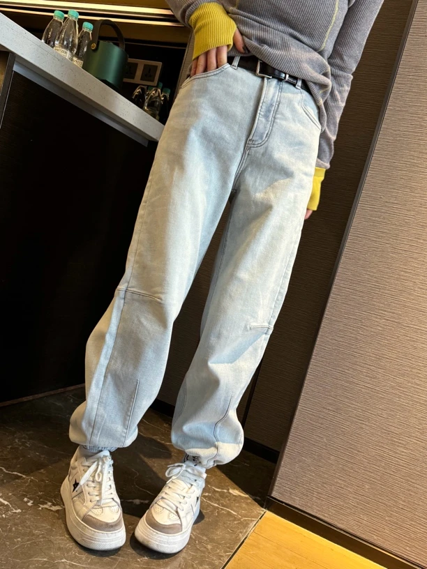 YQ浅色加绒束脚哈伦牛仔裤69817