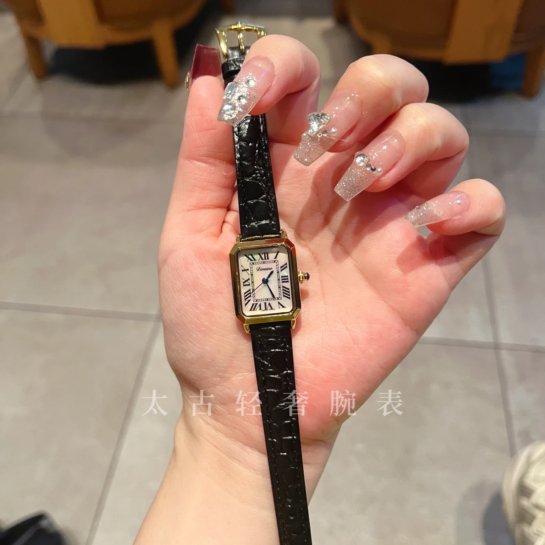贝母复古小众高级感黑金真皮方形小表盘气质时尚石英表女表