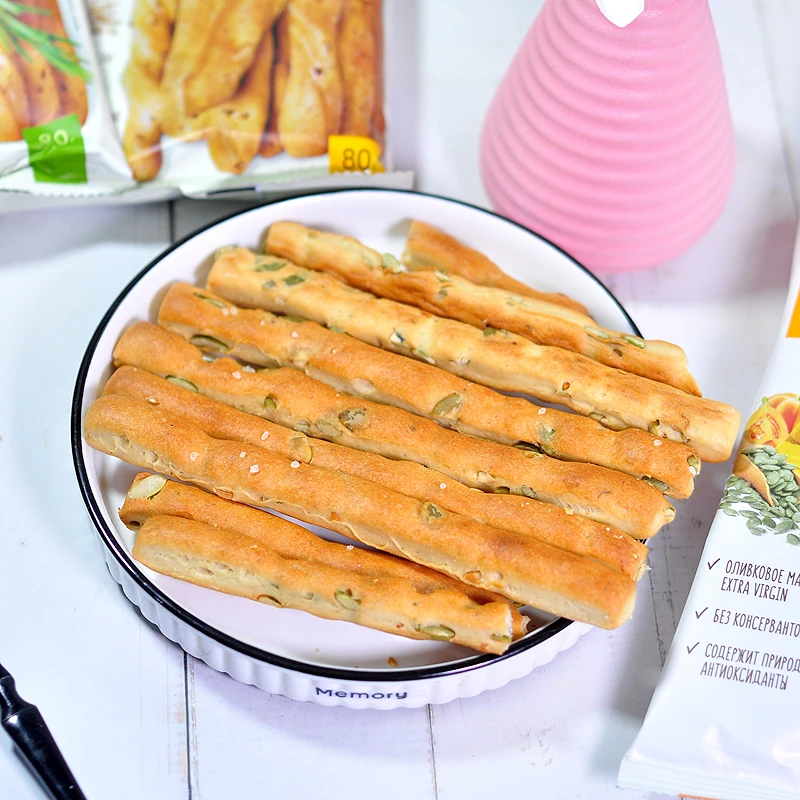 俄罗斯进口BH牌葵花籽意大利草南瓜籽海盐面包棒休闲零食饿80克