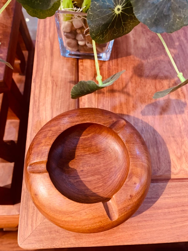 大果紫檀烟灰缸圆形整木餐厅客厅简约时尚高端古典