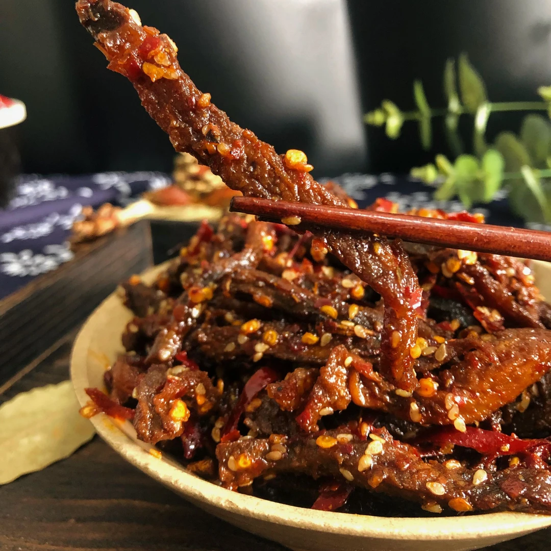 四川特产零食冷吃牛肉自贡盐帮菜麻辣牛肉开袋即食下酒菜牛肉干