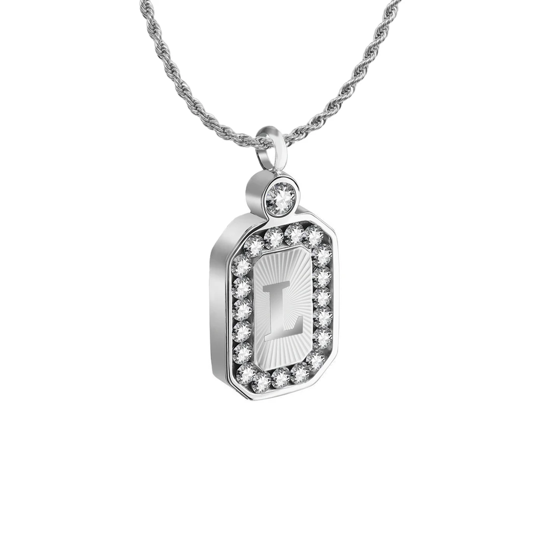 钛钢合成锆石项链 满钻字母项链男生轻奢高级卫衣链潮吊坠送男友
