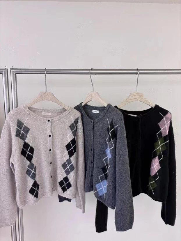 ZHANG&B1 菱格撞色圆领时尚毛衣针织开衫 3346