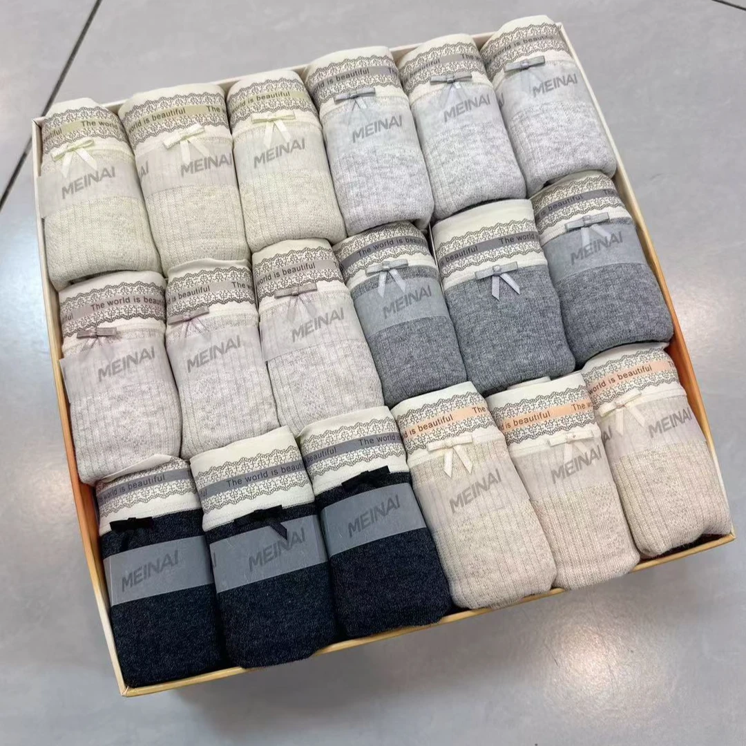 每奈新款 法式螺纹中高腰短裤 婴儿棉桑蚕丝底档女士内裤（三条装）