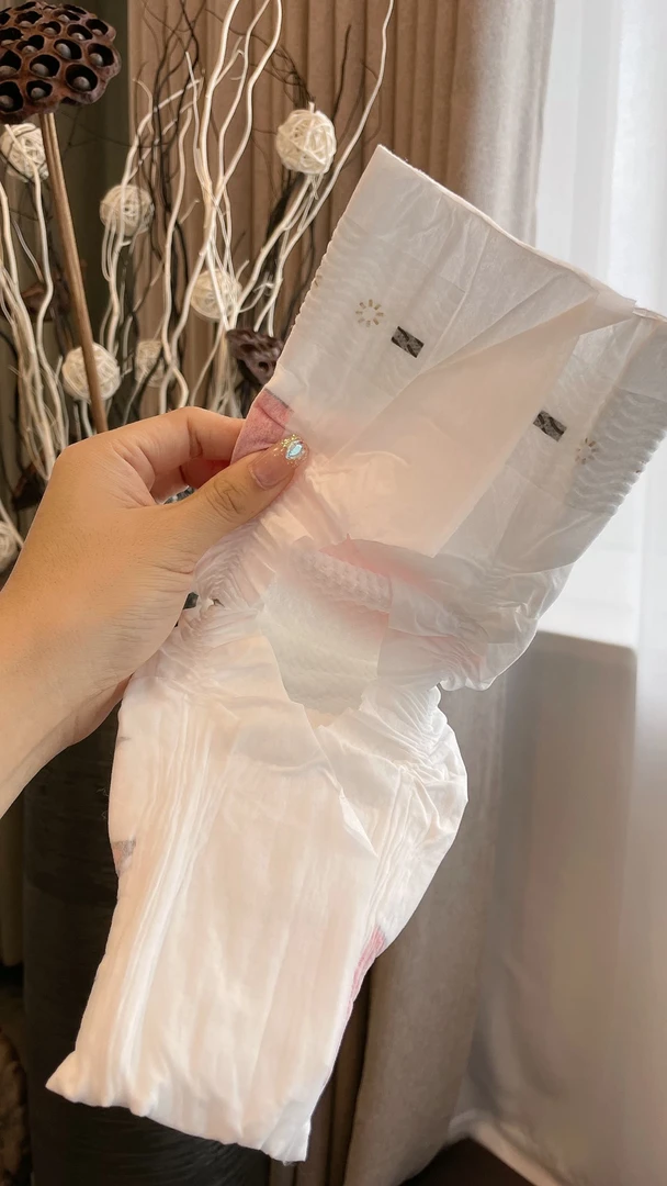 【海棠尿裤推荐】纸尿裤拉拉裤柔软透气