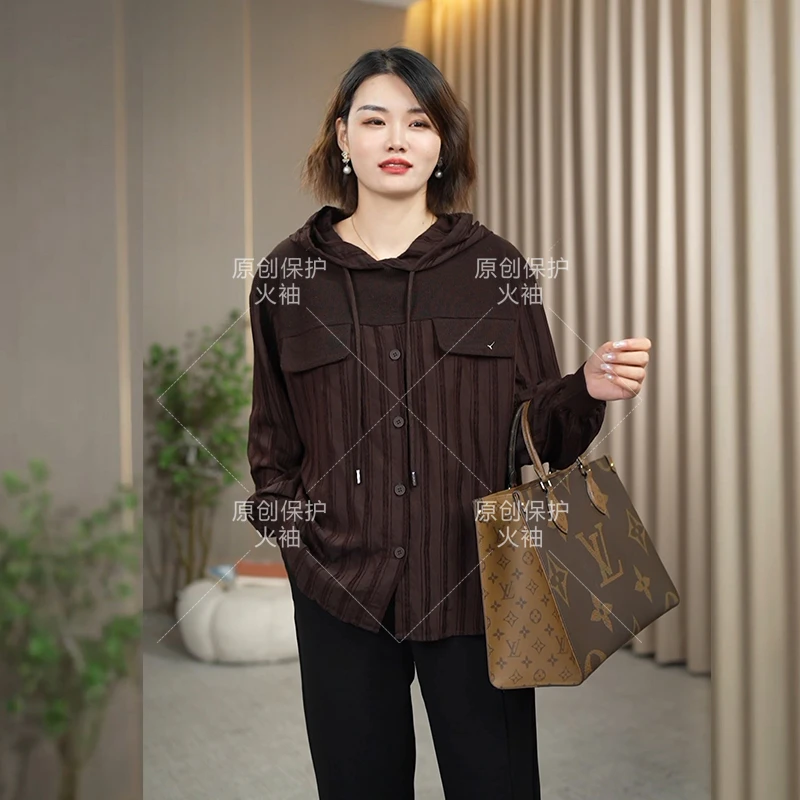 火袖D879时尚连帽设计感上衣女2024新款宽松百搭条纹长袖妈妈装