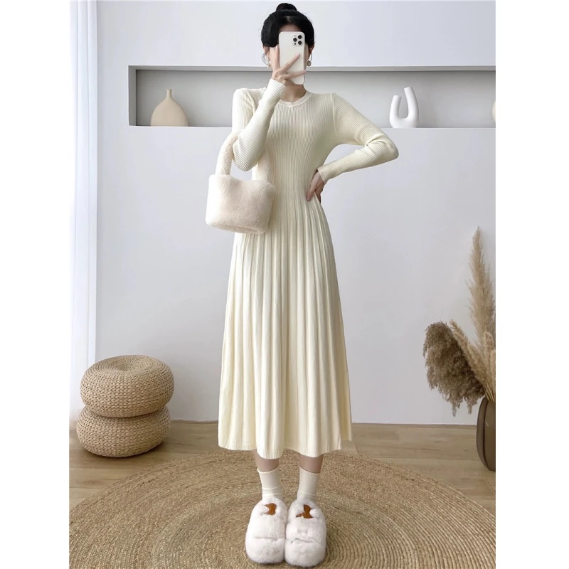 HSTYLE/韩都衣舍秋冬韩系圆领针织连衣裙冬季收腰修身内搭打底裙