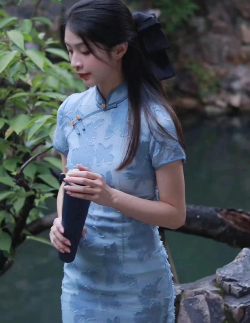 赏欣悦目{兰亭序}春夏旗袍温柔剪花薄款修身优雅中长款