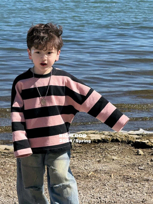 no退no换：【粉墨登场】春款脏粉条纹卫衣儿童2401
