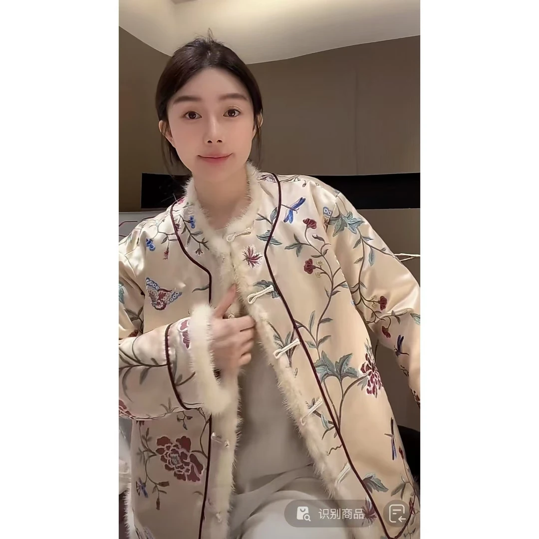 ZHUIMU.【花支】新中式国风圆领重工刺绣盘扣拼接棉外套ZM7808