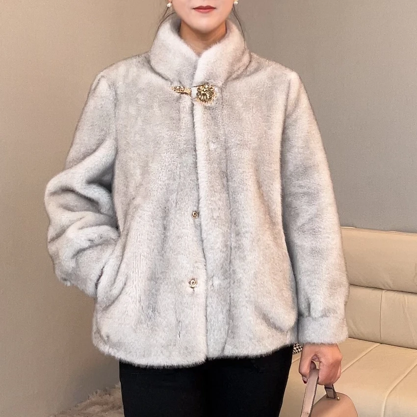10北极貂冬季新款时尚贵气妈妈时尚外套中老年秋冬加厚中年妈妈装
