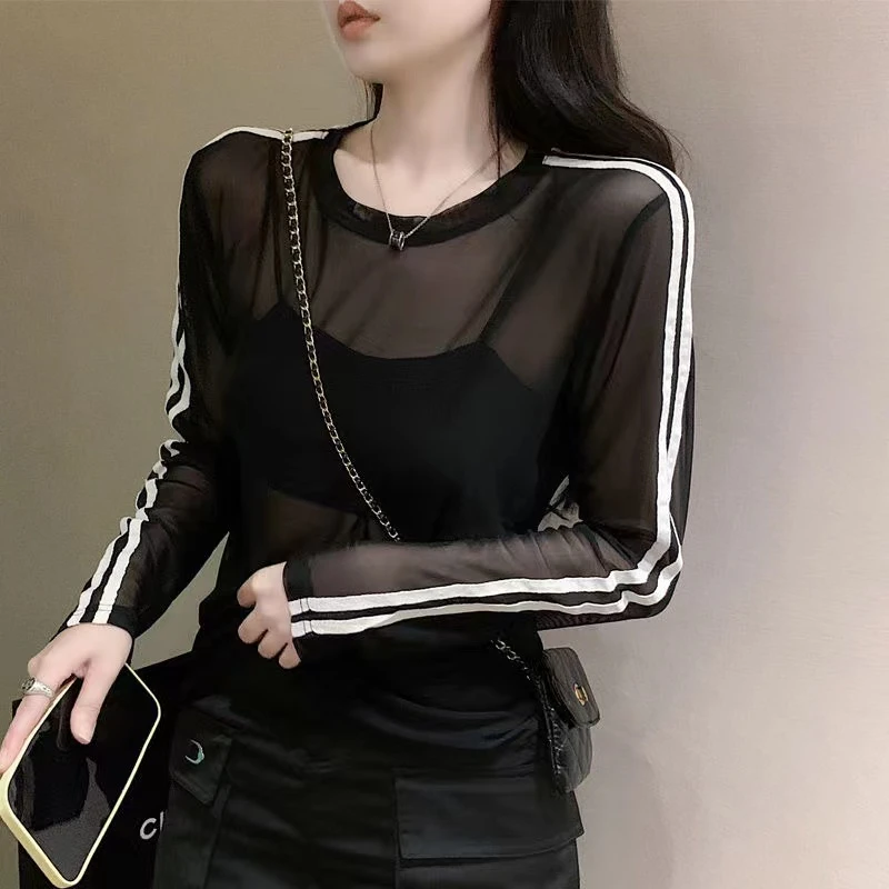 2024春季新款扎染百搭休闲显瘦白条微透网纱打底衫女长袖洋气T恤