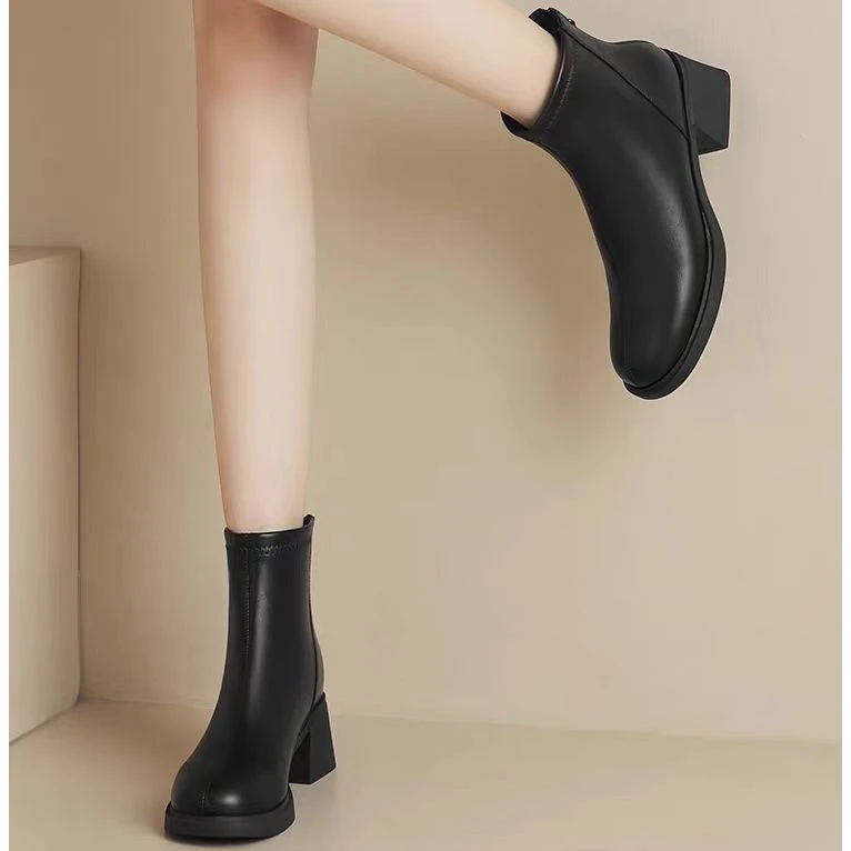 小短靴女鞋2024秋冬新款裸靴法式瘦瘦靴粗跟马丁靴子11033