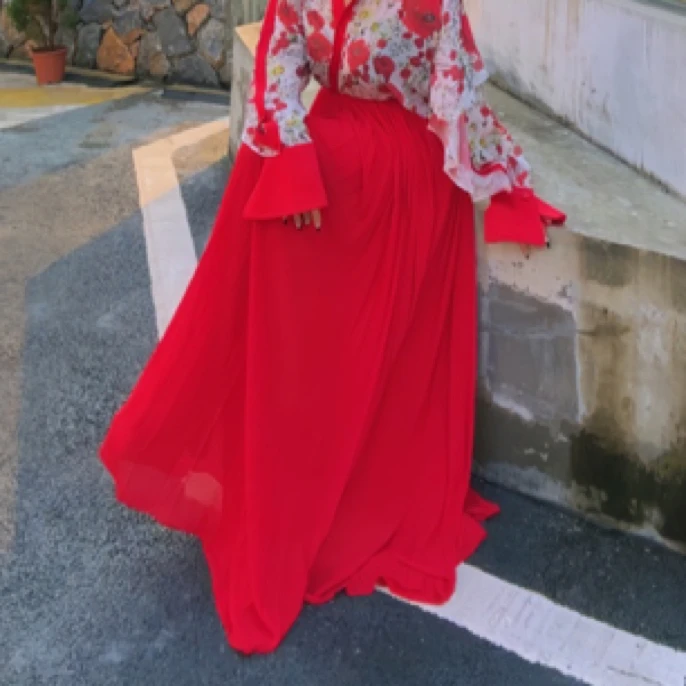 824008120百褶长裙红色夏