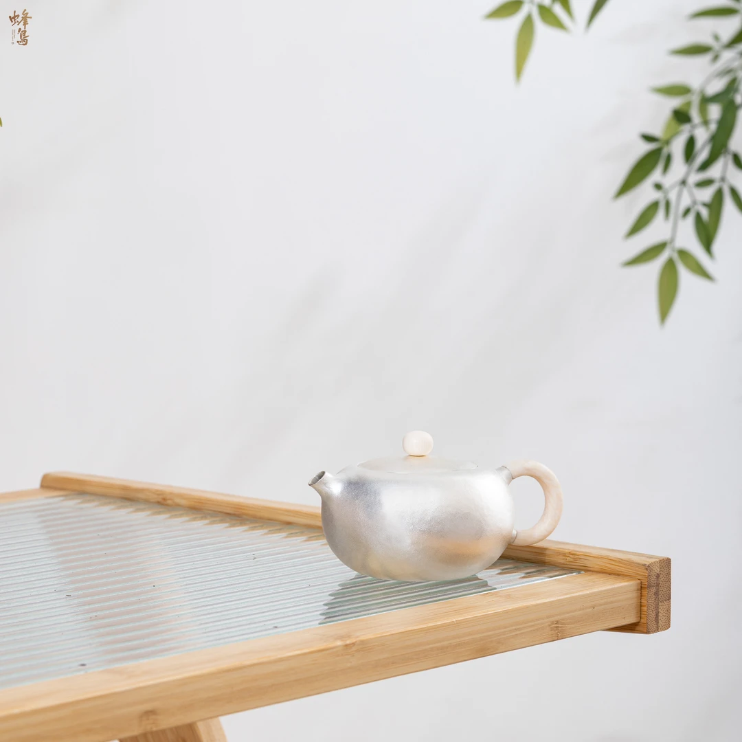 蜂鸟工坊 名匠优选  牙把牙钮扁圆西施小壶 MJYXA1316