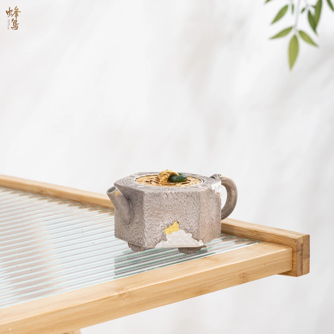 蜂鸟工坊 大师壶 隔热把三星堆单钮金盖做旧八卦小壶 SWA18144