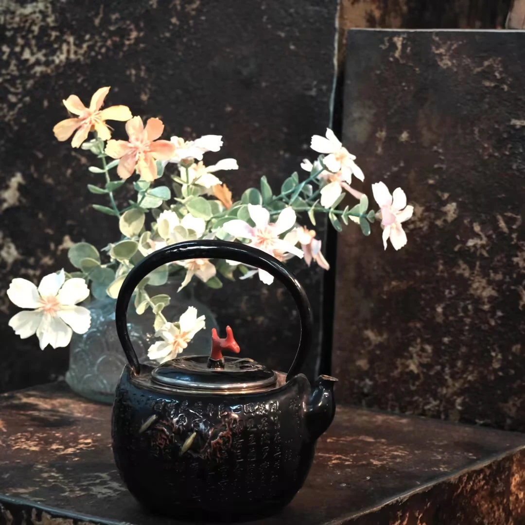 蜂鸟工坊 大师壶 铜包银铁把珊瑚钮补丁心经提梁小壶 SWA4057