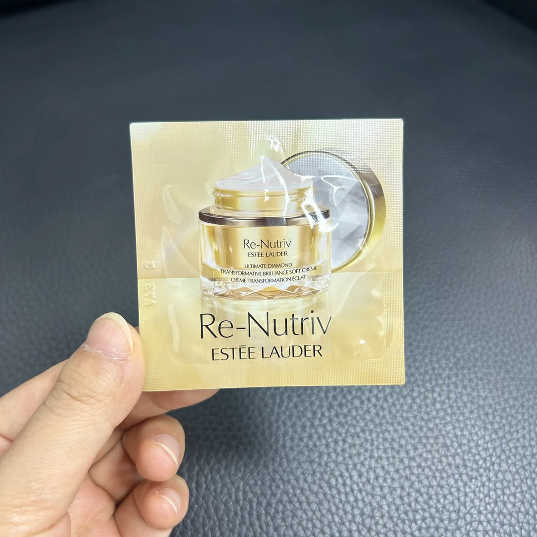 雅诗兰黛白金蕴能黑松露面霜片装1.5ml