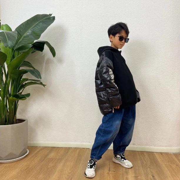 2379     冬季中大童羽绒服     G