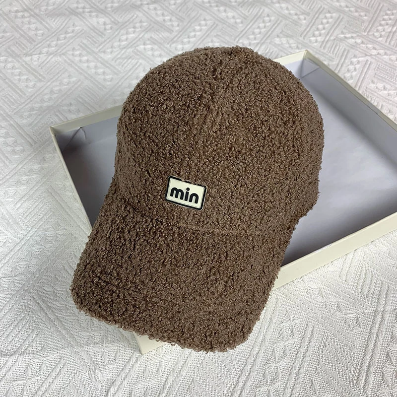 秋冬新款韩版棒球帽泰迪绒字母刺绣鸭舌帽潮流休闲显脸小帽子女