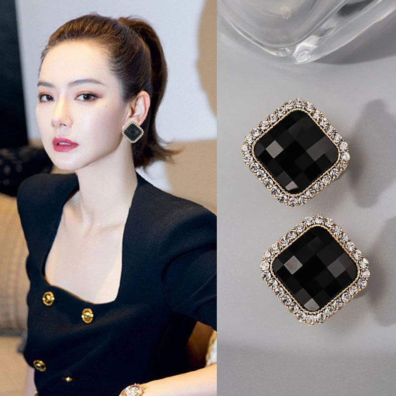韩国耳钉高级感黑色轻奢气质年新款潮耳饰女戚薇耳环精致
