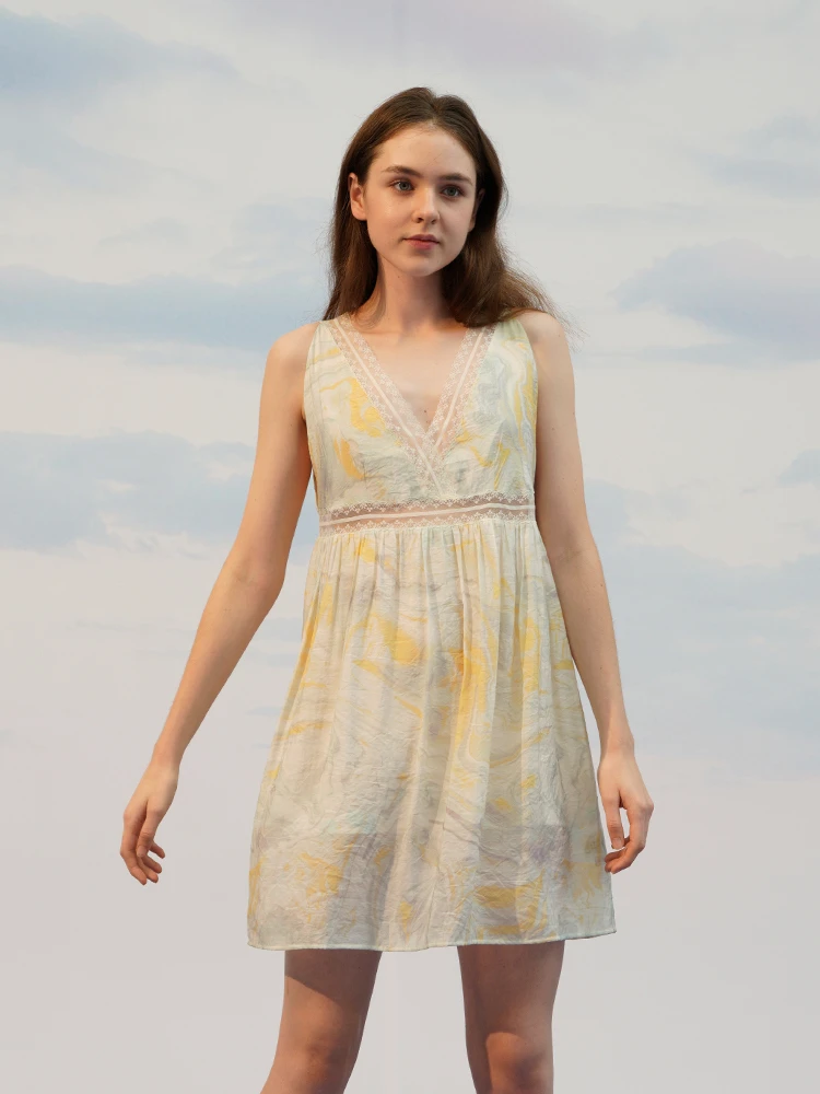 朵朵可可睡衣女夏季新款人棉印花性感V领蕾丝吊带睡裙DW231DQ062