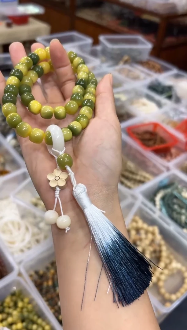 【闪购商品】白玉菩提吊坠卡10*11金桔柠檬手持车挂【干预色】