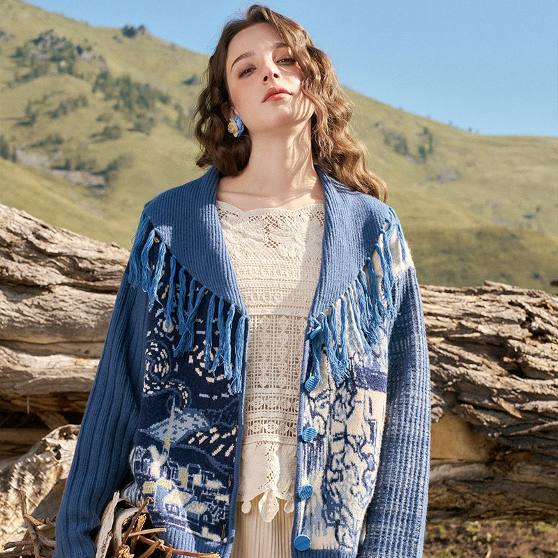 两三事梵高文艺灿若星辰2024秋新款复古流苏大翻领花色毛衣外套女