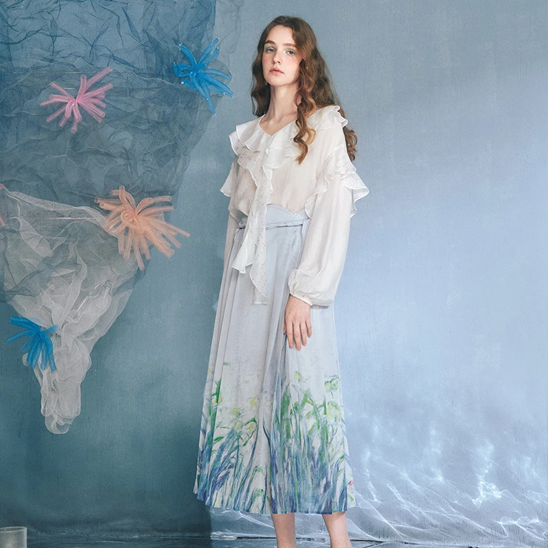 两三事幻海灵渊2024夏季新款复古印花秋季绑带马面裙高腰半身裙