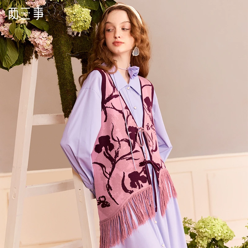 两三事絮絮风流2024夏季新款复古花卉图案流苏下摆不对称针织衫女