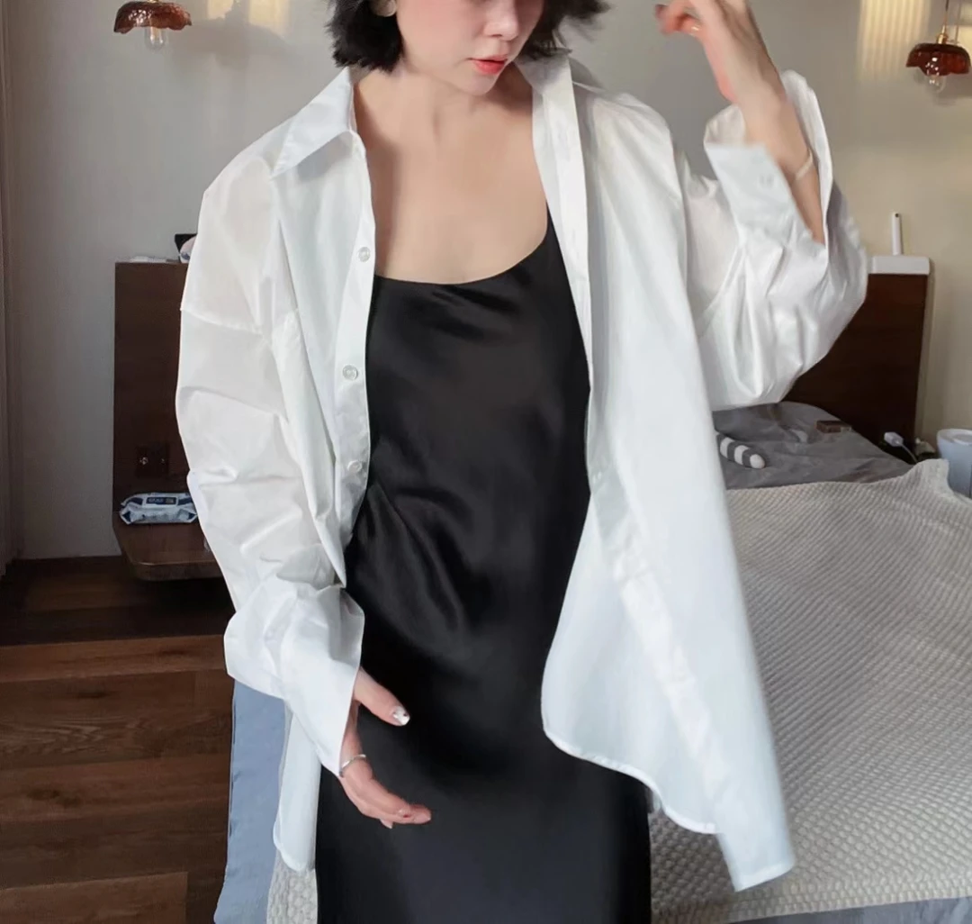 韩国缎面黑色连衣裙