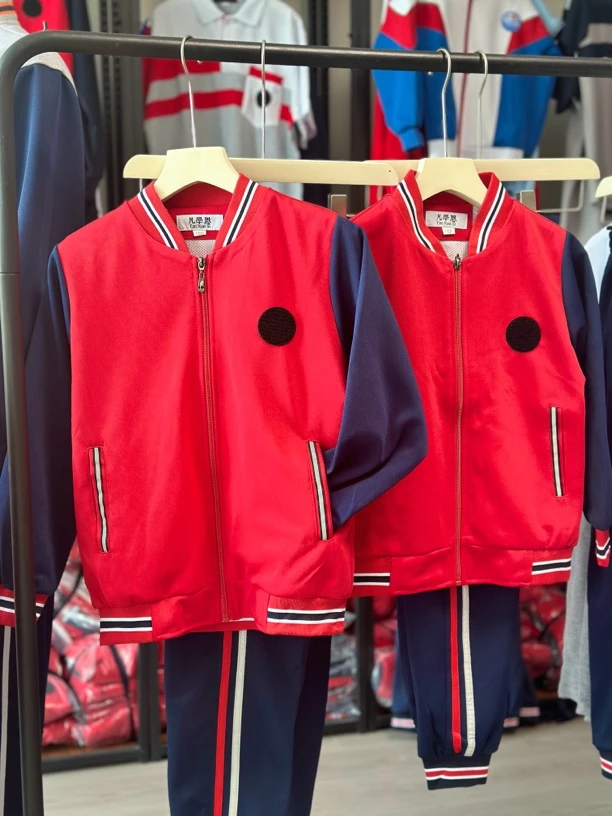 库尔勒市小学秋季校服两套（拍一发四）