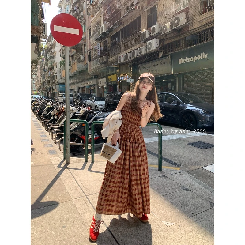 大于诗集 设计感复古格纹抹胸吊带裙女a字收腰打揽连衣裙长裙春夏