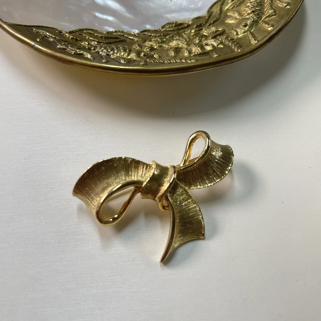 铜合金胸针 【六六中古】孤品复古胸针km9095