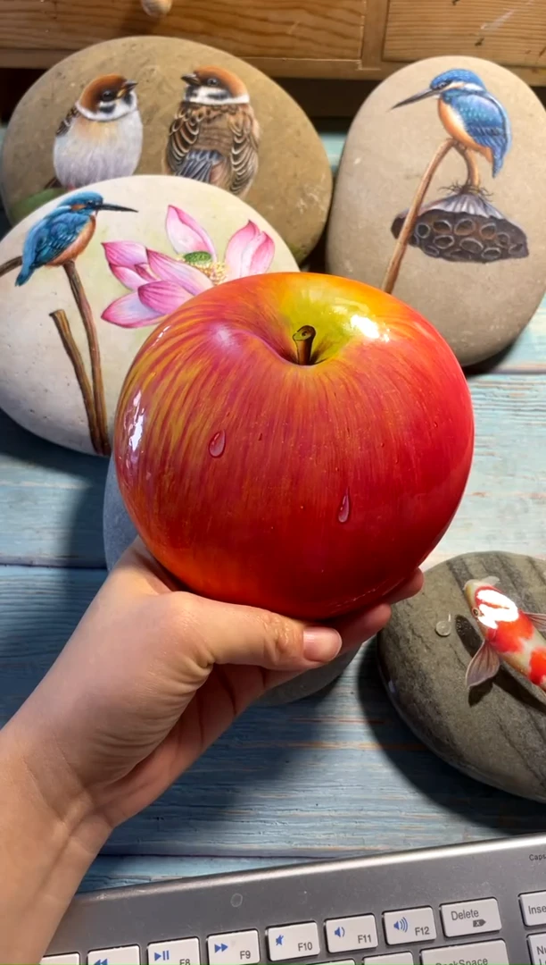 【闪购商品】绘画石头画苹果  支架1