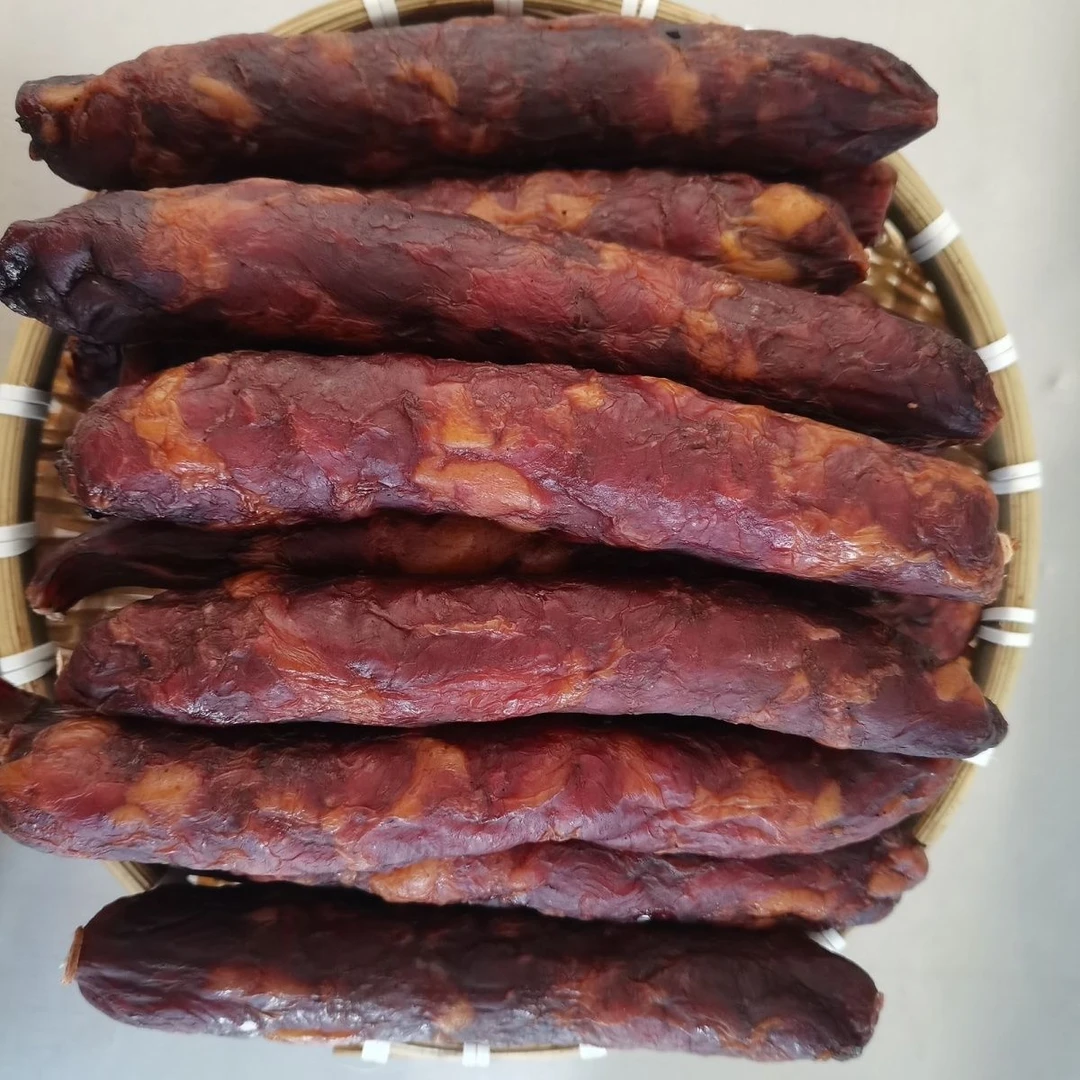 湖南特产麻辣香肠腊肠农家正宗贵州辣肠腊肉肠烟熏腊肠