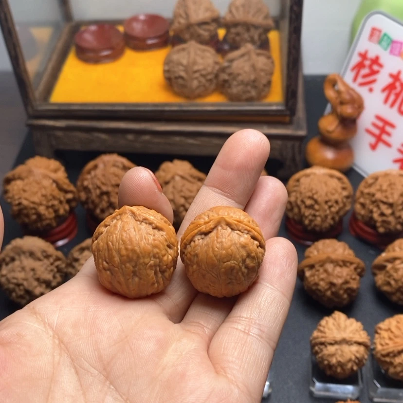 【闪购商品】桃核把件尐*