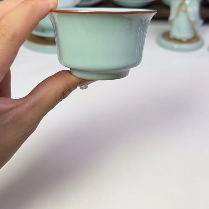瓷片微瑕哈哈哈哈哈哈哈